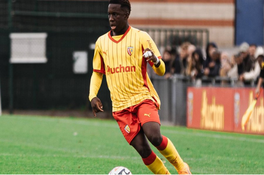 朗斯青训多点开花！各年龄段梯队捷报频传，U14 客场掀翻不败领头羊